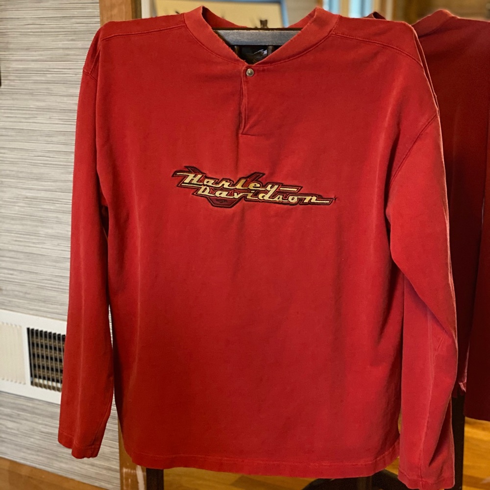 Long sleeve, heavy weight, vintage Harley Davidson